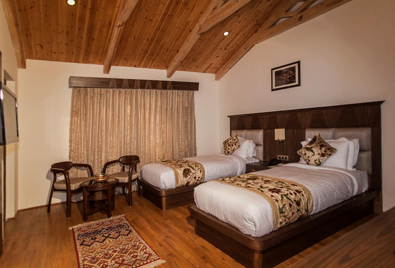 Lemon Tree Hotel Srinagar Exterior foto